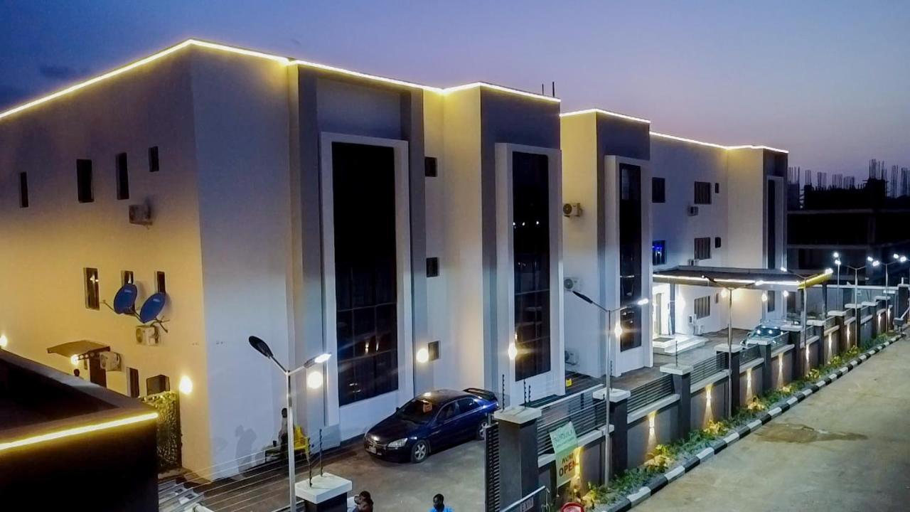 Tranquila Hotels And Suites Abuja Exterior photo
